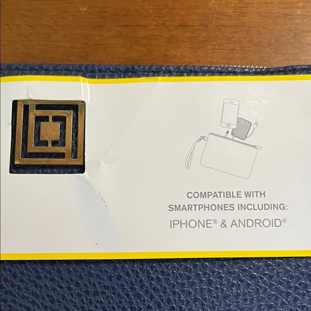 Liz Claiborne Navy Phone Charging Wallet